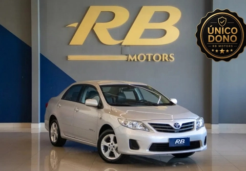 Toyota Corolla 2013 Prata — foto 1 de 3