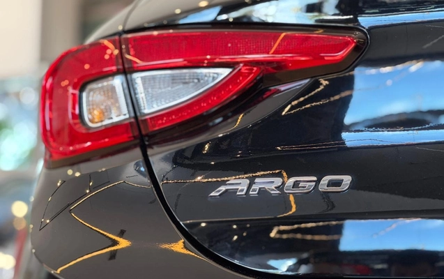 imagem-https://www.socarrao.com.br/sc-vehicle-images-prod/3773627/1789128529996-eb8d166e-df68-486b-8b63-69357326c465.jpg