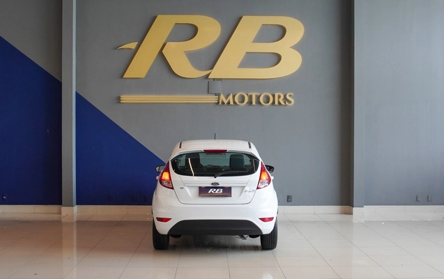 imagem-https://www.socarrao.com.br/sc-vehicle-images-prod/3773630/1789128531559-6d89dcd7-58b0-4496-b4ff-0eb034f8b2c1.jpg