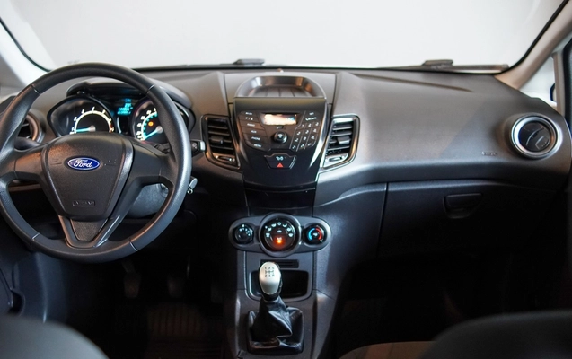imagem-https://www.socarrao.com.br/sc-vehicle-images-prod/3773630/1789128531560-a6ef1f85-4043-4570-9579-f01acd892f2b.jpg
