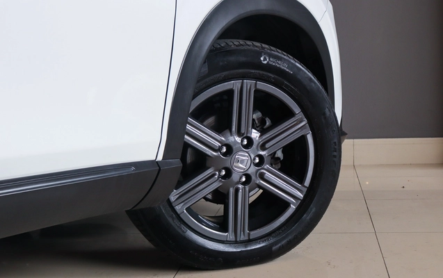 imagem-https://www.socarrao.com.br/sc-vehicle-images-prod/3773633/1789128533653-2cecd0a6-5f9e-4c1e-8b06-a575bed61258.jpg