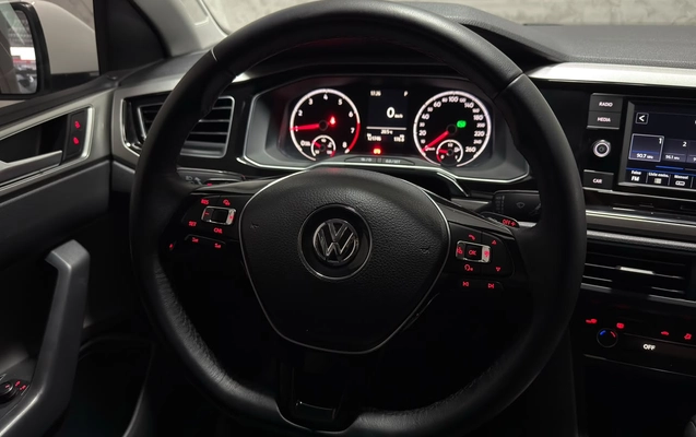 imagem-https://www.socarrao.com.br/sc-vehicle-images-prod/3773790/1789128959615-003_074f1aeb89fa9a7b769c4fab1d6d1628.jpeg