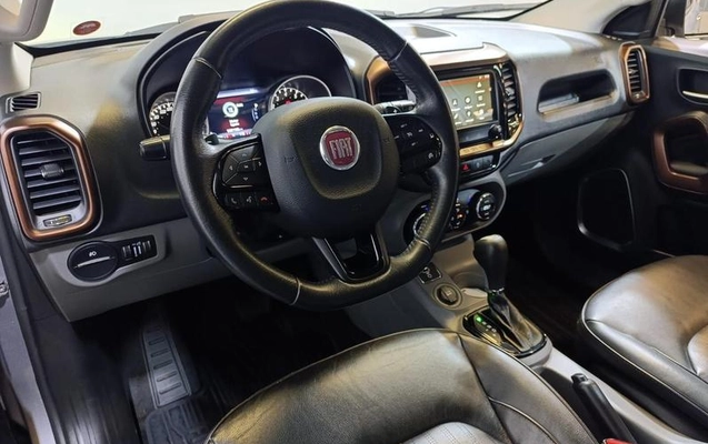 imagem-https://www.socarrao.com.br/sc-vehicle-images-prod/3773999/1789129889678-8466516_17_B_b6537dc519.jpeg