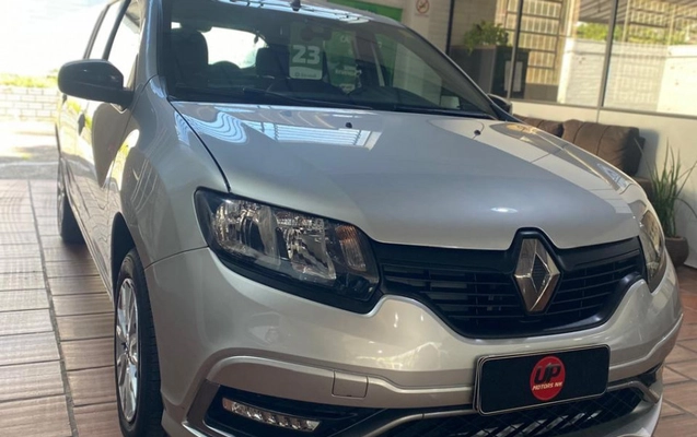 imagem-https://www.socarrao.com.br/sc-vehicle-images-prod/3774069/1789130089554-73HukAM9gAKXVXcASndKqbsUt9YG5v4J.jpg