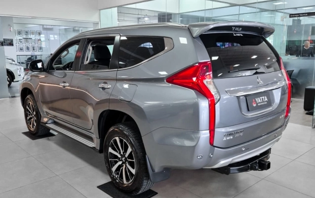 imagem-https://www.socarrao.com.br/sc-vehicle-images-prod/3774114/1789130216370-rRr2XzADNjZXv3wglyLT4XATsvFBpf9u.jpg