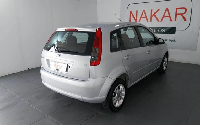 imagem-https://www.socarrao.com.br/sc-vehicle-images-prod/3774390/1789742223753-35HsFDi2FAnUmIXLh6otPUqlJEUR1JB7.jpg