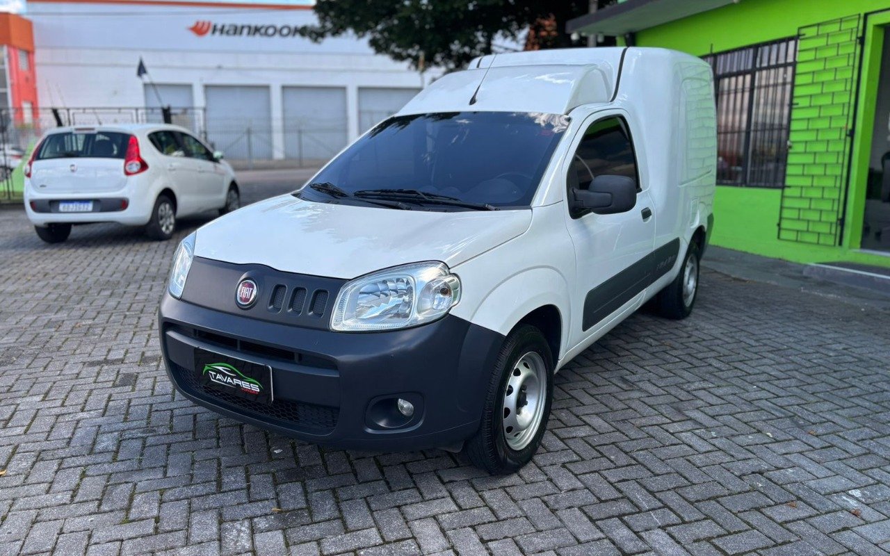 imagem-https://www.socarrao.com.br/sc-vehicle-images-prod/3774724/1789131477461-V2hhdHNBcHAgSW1hZ2UgMjAyNi0wOS0wMyBhdCAxNS40Mi4xOS5qcGVn.jpeg