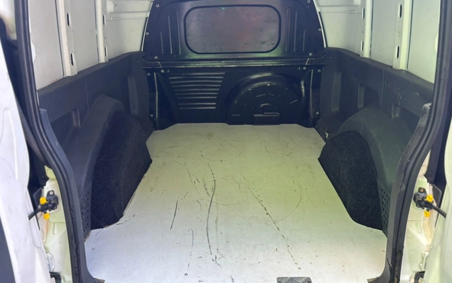 imagem-https://www.socarrao.com.br/sc-vehicle-images-prod/3774724/1789131479052-V2hhdHNBcHAgSW1hZ2UgMjAyNi0wOS0wMyBhdCAxNS40Mi4yOS5qcGVn.jpeg