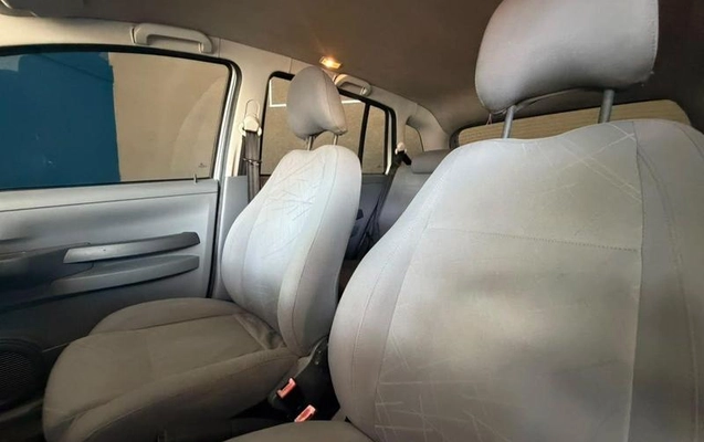 imagem-https://www.socarrao.com.br/sc-vehicle-images-prod/3774767/1789152720924-8380764_5_B_64ccd74552.jpeg