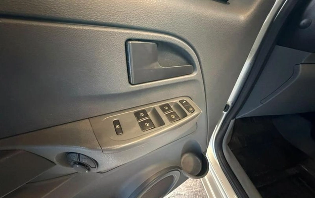 imagem-https://www.socarrao.com.br/sc-vehicle-images-prod/3774767/1789152720927-8380764_3_B_68e52cc0d7.jpeg