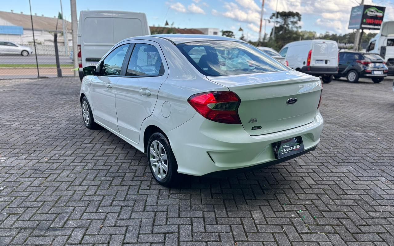 imagem-https://www.socarrao.com.br/sc-vehicle-images-prod/3774771/1789131704798-V2hhdHNBcHAgSW1hZ2UgMjAyNi0wOS0wMyBhdCAxNS40NS4wNS5qcGVn.jpeg