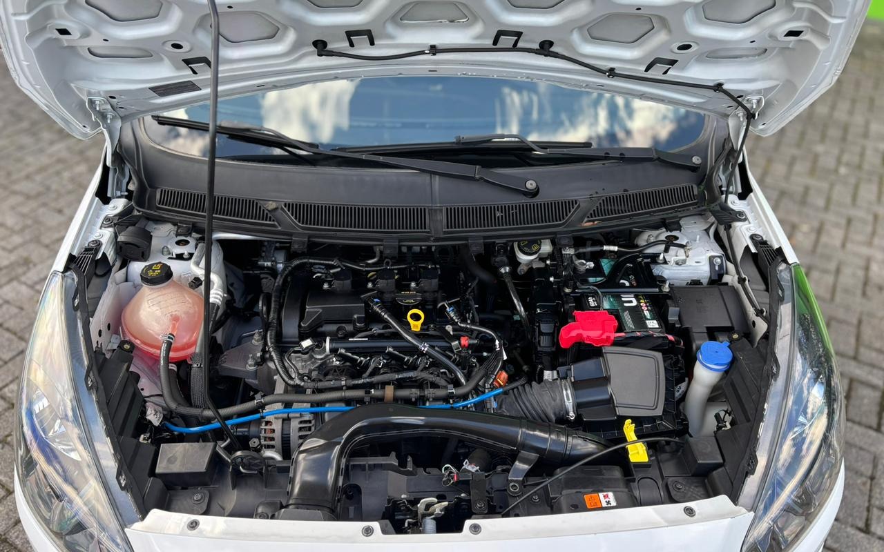 imagem-https://www.socarrao.com.br/sc-vehicle-images-prod/3774771/1789131705357-V2hhdHNBcHAgSW1hZ2UgMjAyNi0wOS0wMyBhdCAxNS40NS4yMS5qcGVn.jpeg