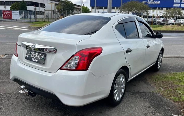 imagem-https://www.socarrao.com.br/sc-vehicle-images-prod/3775008/1789671820868-8466637_5_B_8f5bc7a40e.jpeg