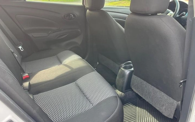 imagem-https://www.socarrao.com.br/sc-vehicle-images-prod/3775008/1789671820875-8466637_11_B_380fce2106.jpeg