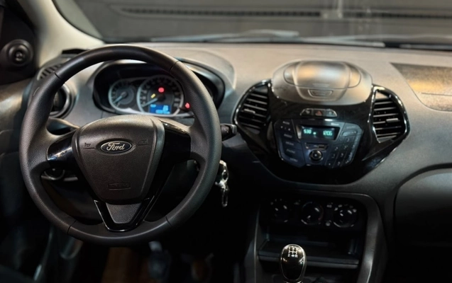 imagem-https://www.socarrao.com.br/sc-vehicle-images-prod/3775139/1789132645074-1_082557.jpg
