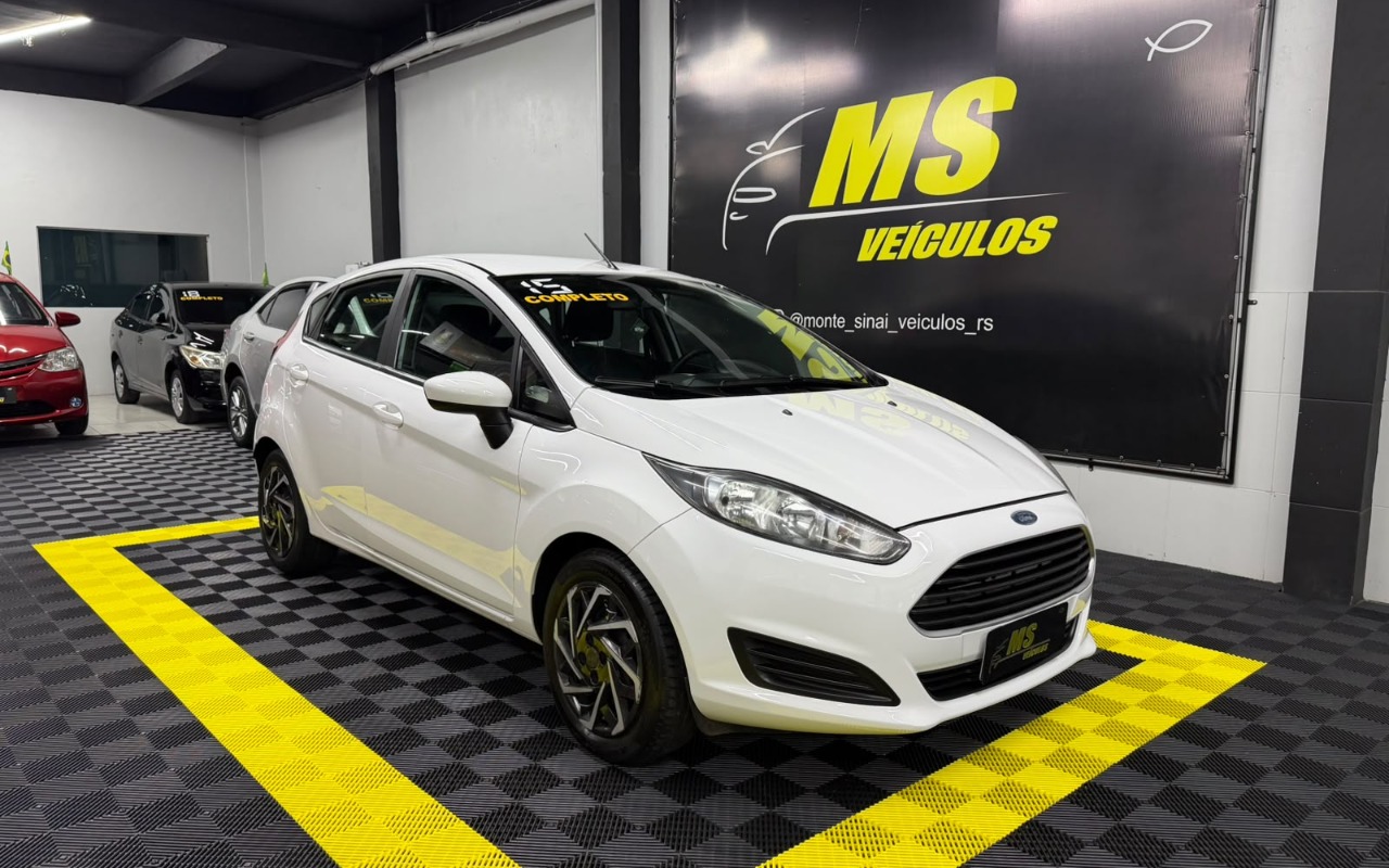 imagem-https://www.socarrao.com.br/sc-vehicle-images-prod/3775140/1789132652318-V2hhdHNBcHAgSW1hZ2UgMjAyNi0wOS0xMSBhdCAwOS40Ni4yOS5qcGVn.jpeg