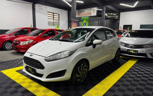 imagem-https://www.socarrao.com.br/sc-vehicle-images-prod/3775140/1789132652391-V2hhdHNBcHAgSW1hZ2UgMjAyNi0wOS0xMSBhdCAwOS40Ni4zMC5qcGVn.jpeg