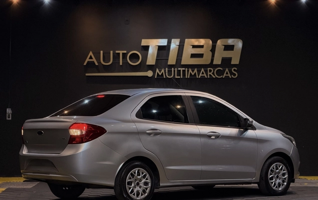 imagem-https://www.socarrao.com.br/sc-vehicle-images-prod/3775429/1789133451936-1_070943.jpg