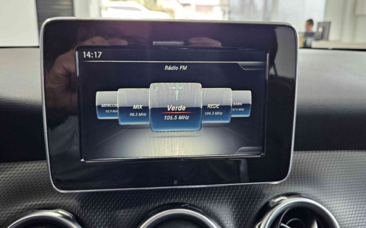 imagem-https://www.socarrao.com.br/sc-vehicle-images-prod/3775432/1789133504428-YXBwLXBob3Rvcy1LZDhaQUNma3l2dzdZa0N5cDJDTEFoRE96WUZsMnB6My5qcGc.jpg