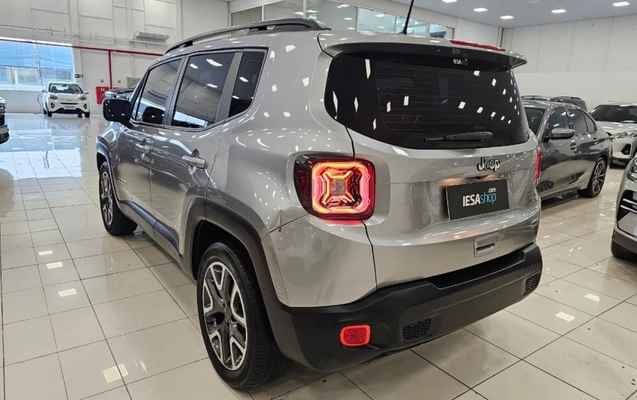 imagem-https://www.socarrao.com.br/sc-vehicle-images-prod/3775598/1789157862441-p5QJ3IGOaaHlghlV6D0TFUSbnQ3SEQQr.jpg