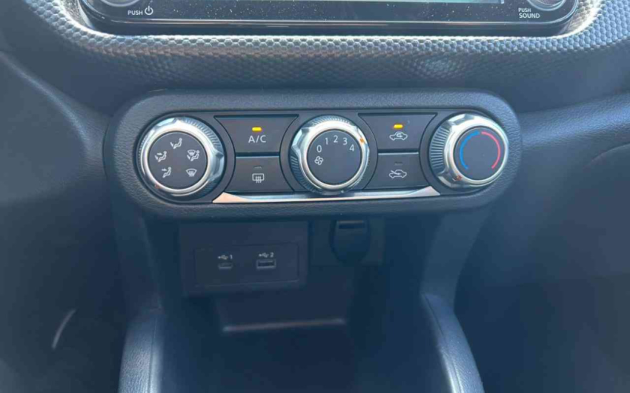 imagem-https://www.socarrao.com.br/sc-vehicle-images-prod/3775620/1789133918903-YXBwLXBob3Rvcy1NbkdzVmFreHJUaUZuUE41Smx3QXRqVll6a25GVGxGNi5qcGc.jpg