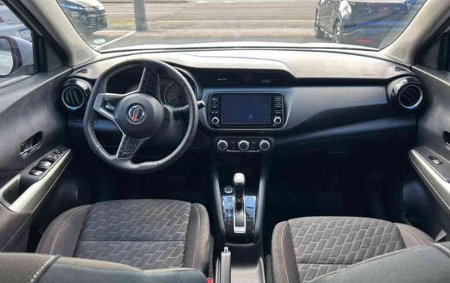 imagem-https://www.socarrao.com.br/sc-vehicle-images-prod/3775620/1789133919057-YXBwLXBob3Rvcy1LVGJBRE5ib0FPd0EzczZHT1daOE5tYXZlU0NuVW5rVC5qcGc.jpg