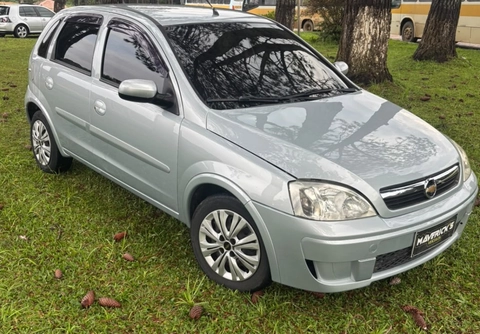 Chevrolet Corsa 2011 Prata — foto 1 de 3