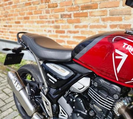 imagem-https://www.socarrao.com.br/sc-vehicle-images-prod/3775991/1789479526994-8467013_3_B_a9709e31d9.jpeg
