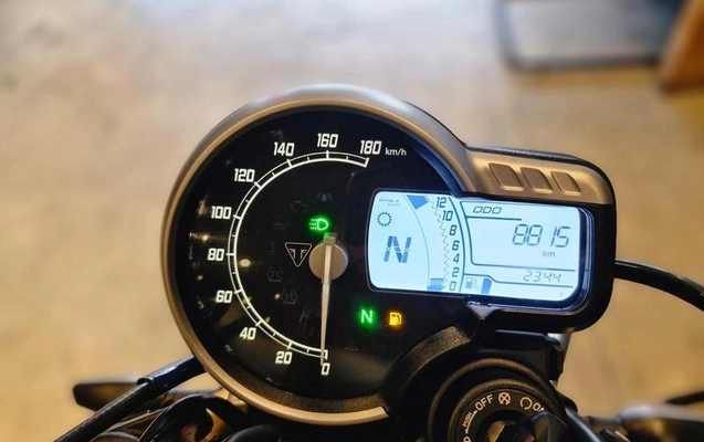 imagem-https://www.socarrao.com.br/sc-vehicle-images-prod/3775991/1789479526995-8467013_12_B_35549ba5db.jpeg