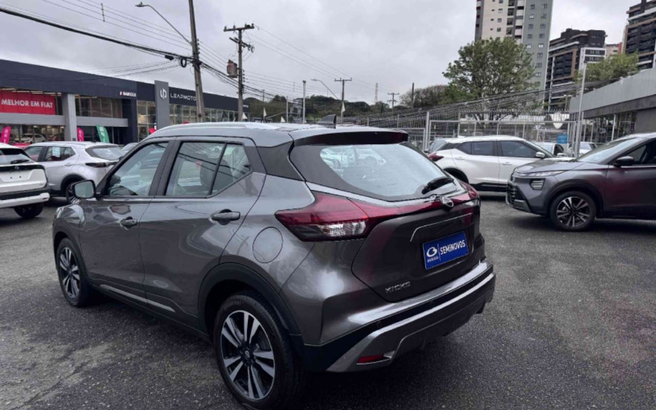imagem-https://www.socarrao.com.br/sc-vehicle-images-prod/3776133/1789135036611-YXBwLXBob3Rvcy1ZOUZCU2I4VzB0R0hVSk04NmhrbGdpZklNbEtsTUJjdC5qcGc.jpg