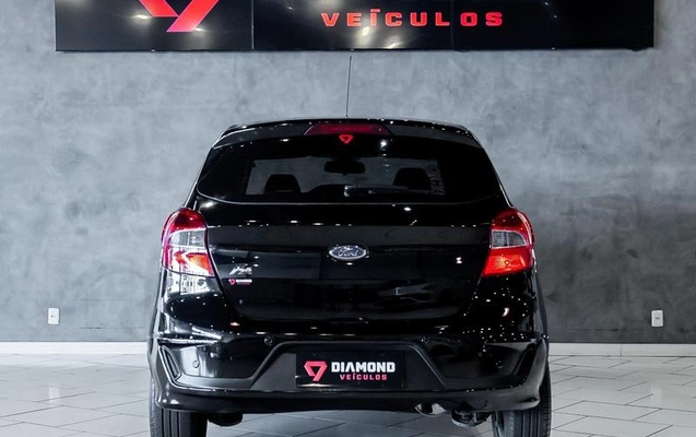 imagem-https://www.socarrao.com.br/sc-vehicle-images-prod/3776137/1789135137874-8467027_9_B_7e821ce521.jpeg