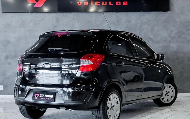 imagem-https://www.socarrao.com.br/sc-vehicle-images-prod/3776137/1789135137877-8467027_26_B_eedb7f0d6b.jpeg