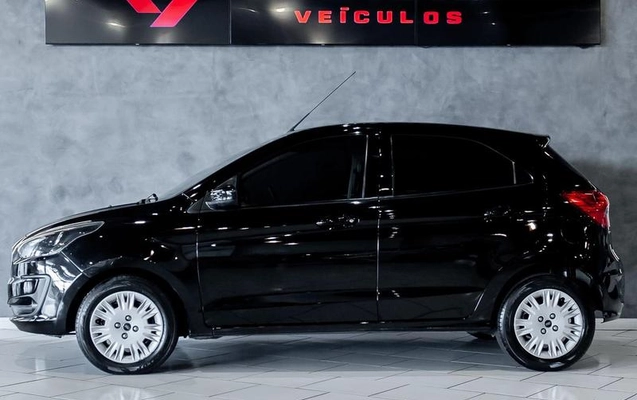 imagem-https://www.socarrao.com.br/sc-vehicle-images-prod/3776137/1789135137886-8467027_3_B_6be43b68cc.jpeg