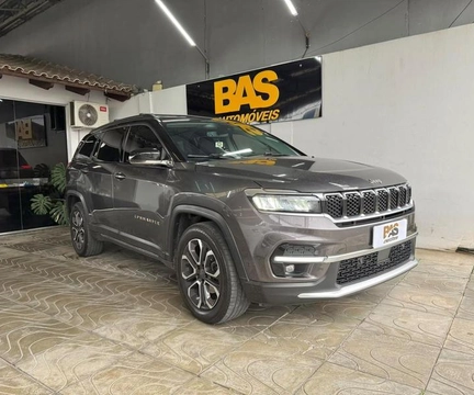 Jeep Commander 2023 Cinza — foto 1 de 3