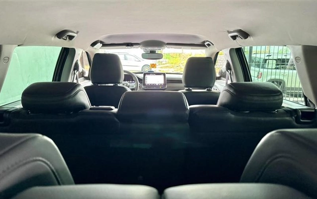 imagem-https://www.socarrao.com.br/sc-vehicle-images-prod/3776262/1789146429709-8466459_6_B_6512c73d37.jpeg