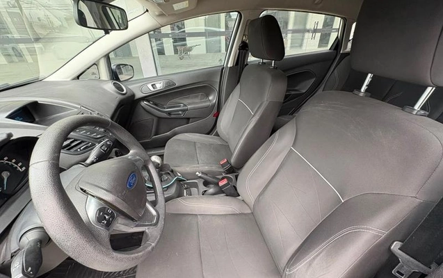 imagem-https://www.socarrao.com.br/sc-vehicle-images-prod/3776335/1790101184913-8439361_9_B_8588c7e6cc.jpeg