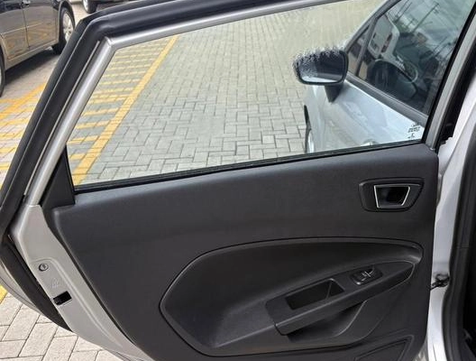 imagem-https://www.socarrao.com.br/sc-vehicle-images-prod/3776335/1790101184919-8439361_8_B_e8b829f40f.jpeg