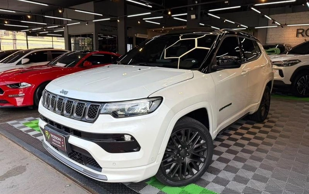 imagem-https://www.socarrao.com.br/sc-vehicle-images-prod/3776345/1789135678509-8467135_4_B_f1e4d71754.jpeg