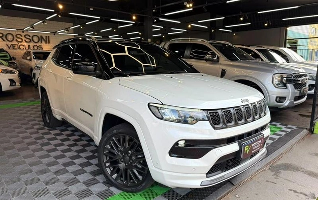 imagem-https://www.socarrao.com.br/sc-vehicle-images-prod/3776345/1789135678513-8467135_8_B_7c0e90d5d5.jpeg