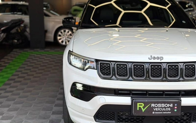 imagem-https://www.socarrao.com.br/sc-vehicle-images-prod/3776345/1789135678522-8467135_2_B_1787620608.jpeg