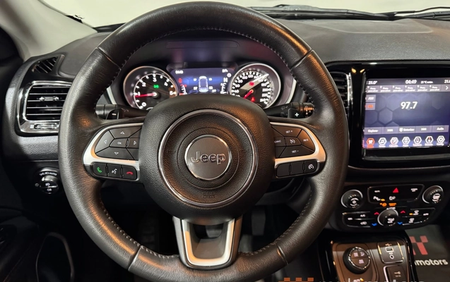imagem-https://www.socarrao.com.br/sc-vehicle-images-prod/3776409/1789135826232-d893239a60194c7cbd73b9425de65d50_1789135772310.jpg