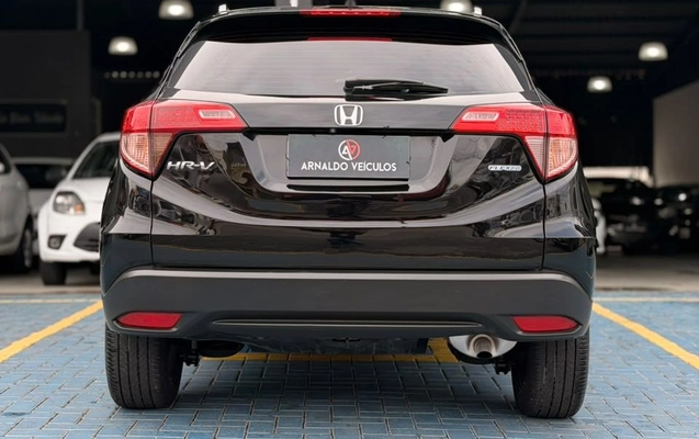 imagem-https://www.socarrao.com.br/sc-vehicle-images-prod/3776431/1789994556687-gb-40079dd.jpeg