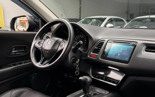 imagem-https://www.socarrao.com.br/sc-vehicle-images-prod/3776431/1789994556695-gb-5cb78ed.jpeg