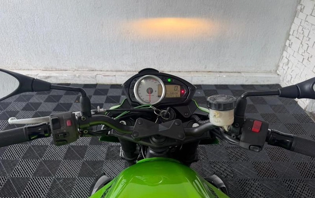 imagem-https://www.socarrao.com.br/sc-vehicle-images-prod/3776499/1789560697906-8456019_0_B_afd087c864.jpeg
