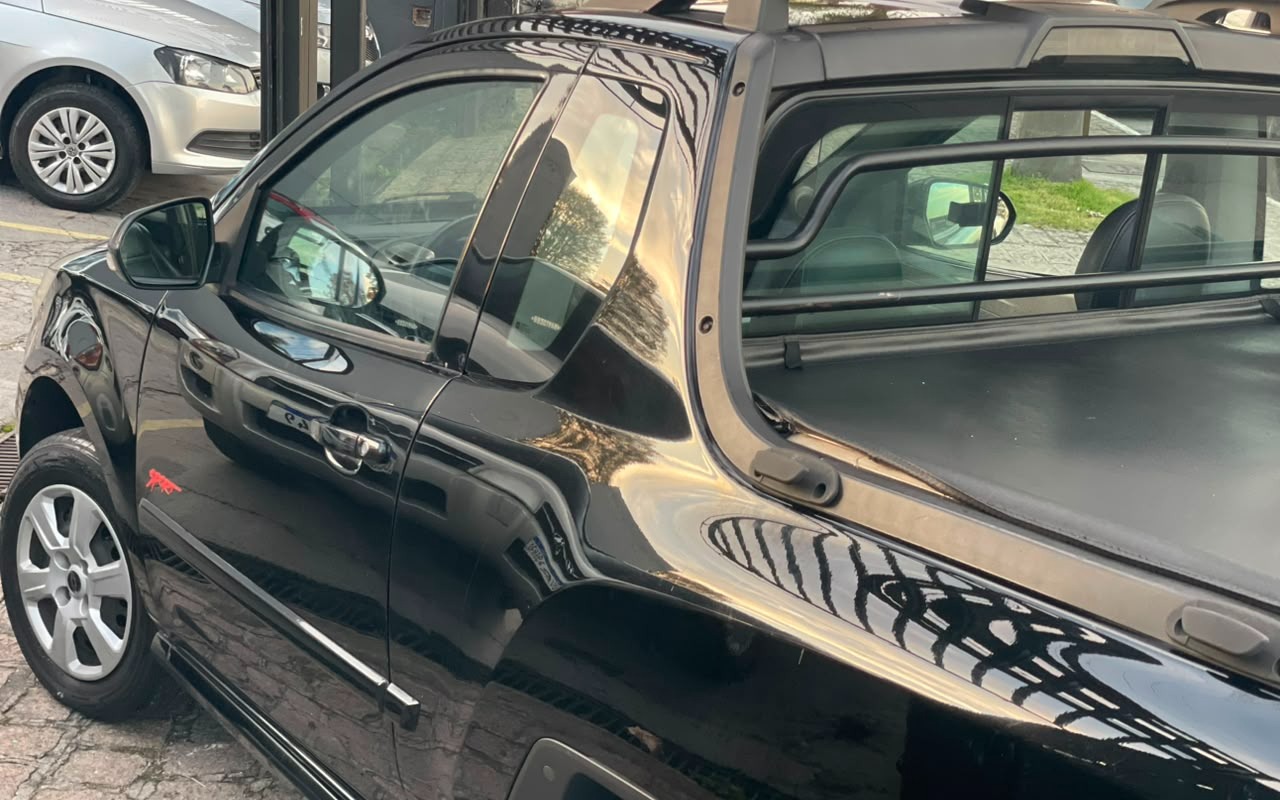imagem-https://www.socarrao.com.br/sc-vehicle-images-prod/3776505/1789136139813-V2hhdHNBcHAgSW1hZ2UgMjAyNi0wNi0yNSBhdCAxMS4yNC4xNyBBTSAoMSkuanBlZw.jpeg