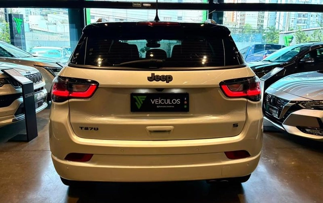 imagem-https://www.socarrao.com.br/sc-vehicle-images-prod/3776532/1789138916832-8467201_3_B_f4ac62c8c7.jpeg