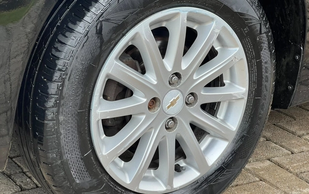 imagem-https://www.socarrao.com.br/sc-vehicle-images-prod/3776652/1789136472349-V2hhdHNBcHAgSW1hZ2UgMjAyNi0wOS0xMSBhdCAxMC4xNy4xNSAoMSkuanBlZw.jpeg