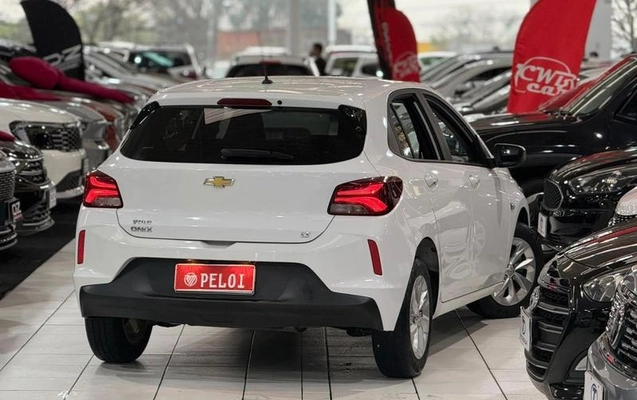 imagem-https://www.socarrao.com.br/sc-vehicle-images-prod/3776720/1789161036539-8467207_6_B_1797449046.jpeg