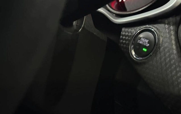 imagem-https://www.socarrao.com.br/sc-vehicle-images-prod/3776720/1789161036555-8467207_16_B_6071a4d90f.jpeg