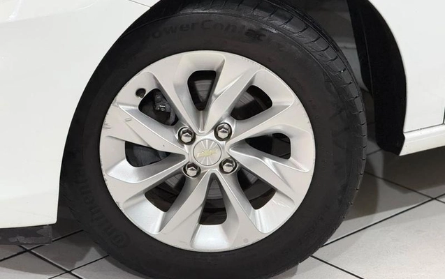 imagem-https://www.socarrao.com.br/sc-vehicle-images-prod/3776720/1789161036559-8467207_18_B_a0787d6fb0.jpeg